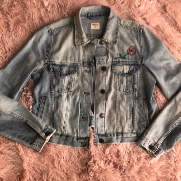 GAP Jackets & Blazers - Gorgeous light denim jean jacket embroidered